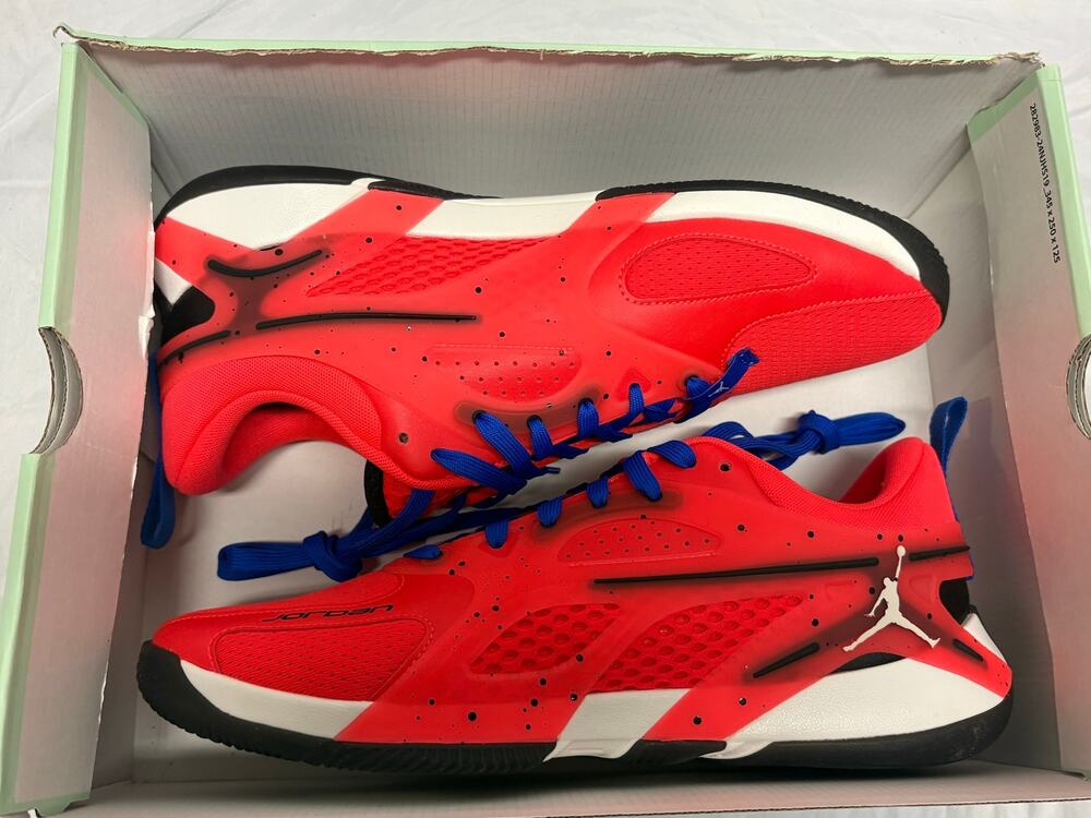Jordan Heir series Bright Crimson Sail Racer Blue Men’s Size 11 New